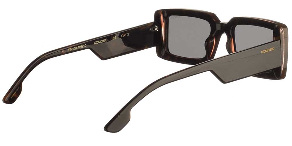 Κοκάλινα unisex γυαλιά ηλίου Malick σε μαύρη ταρταρούγα και σκουρόχρωμους γκρι φακούς της εταιρίας Komono για μεσαία και μεγάλα πρόσωπα.