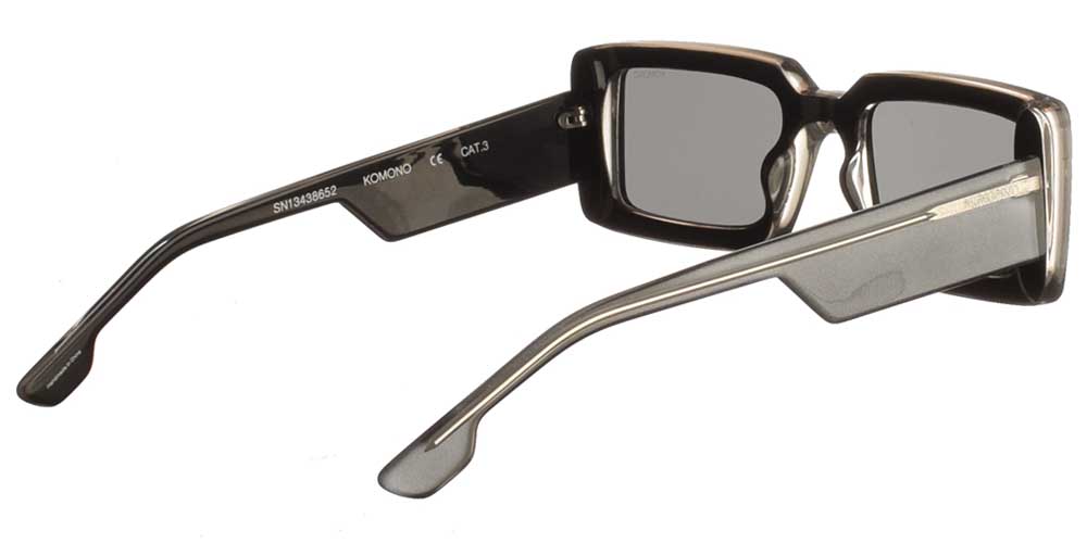 Κοκάλινα unisex γυαλιά ηλίου Malick σε γκρι σκελετό και σκουρόχρωμους γκρι φακούς της εταιρίας Komono για μεσαία και μεγάλα πρόσωπα.