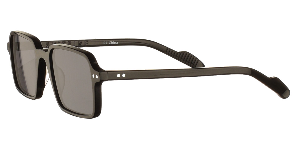 Κοκάλινα τετράγωνα ανδρικά και γυναικεία γυαλιά ηλίου Cut Thirty Two μαύρα με σκούρους γκρι φακούς της εταιρίας Spitfire πιο κατάλληλα για μεσαία και μεγάλα πρόσωπα.